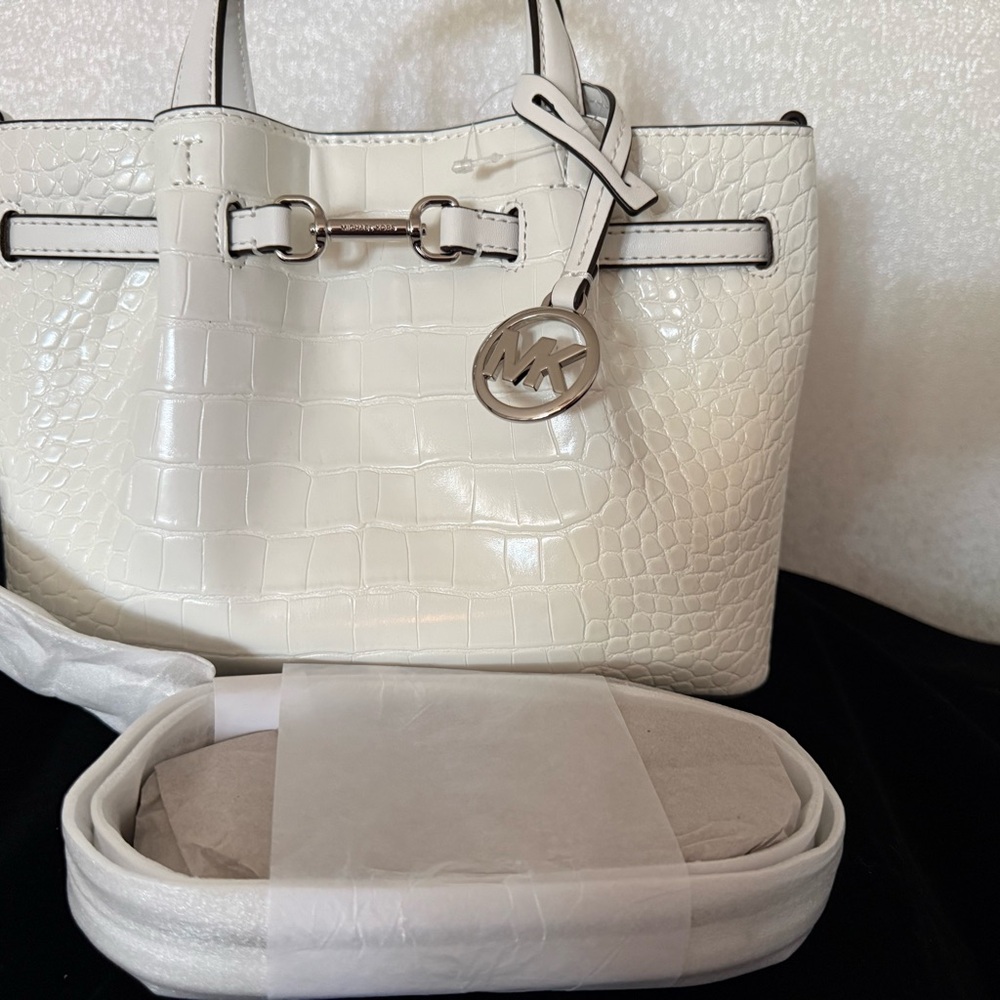 🎊LAST WEEKEND 🎊Michael Kors Cream Croc-Embossed Satchel - Picture 6 of 8